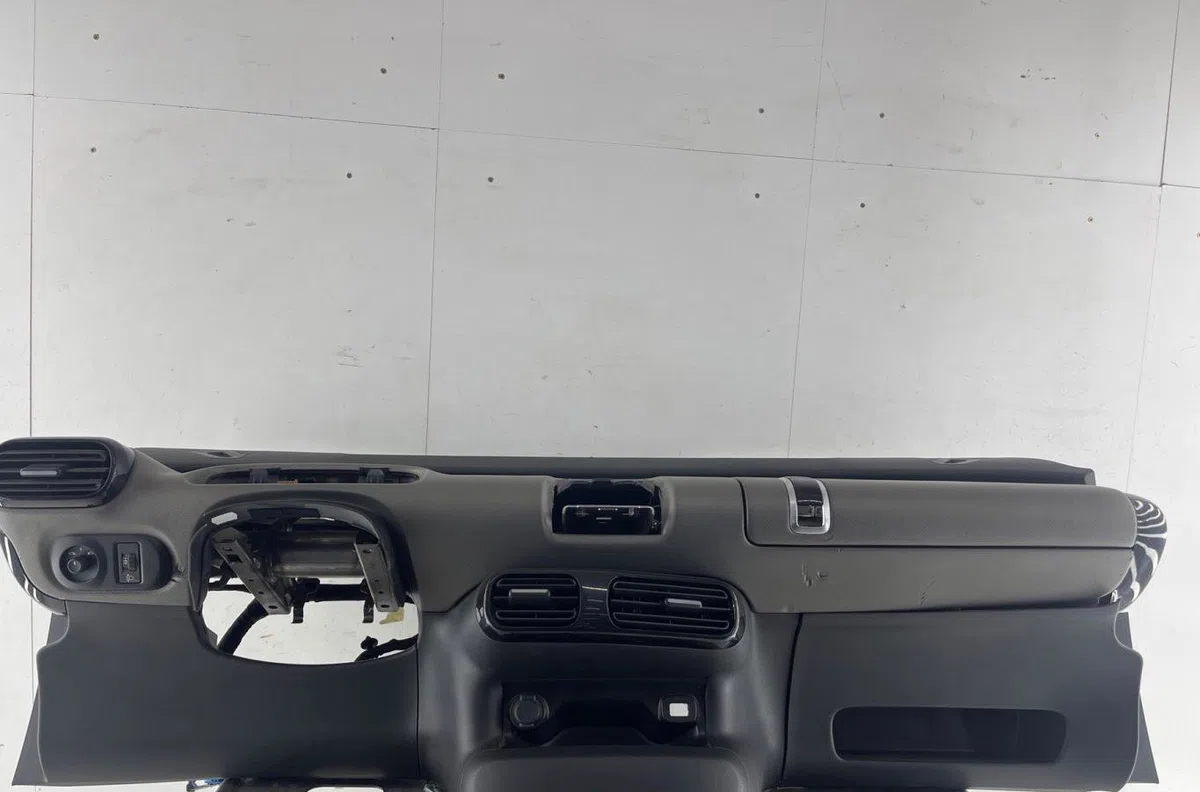 Planche de bord CITROEN C4 CACTUS occasion