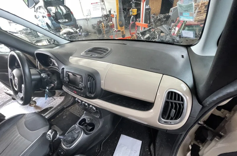 Planche de bord complete pour FIAT 500L PHASE 2