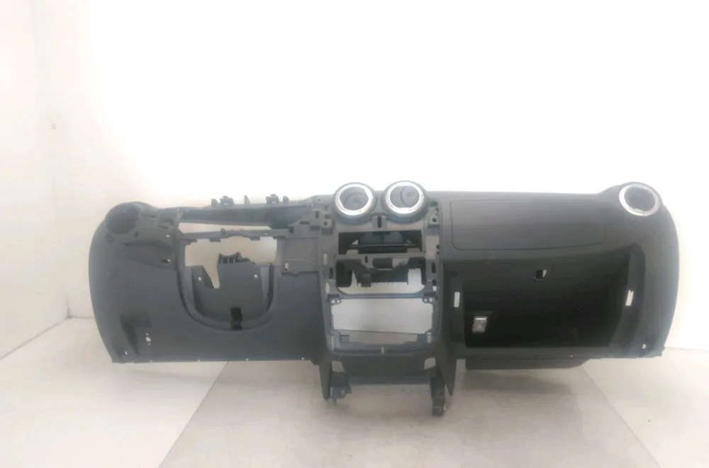 Planche de bord Dacia LOGAN MCV (KS_) 1.5 dci (ks04) (2010-2013) occasion
