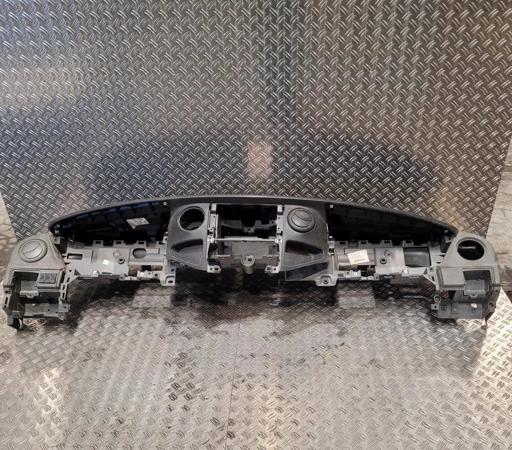 Planche de bord Iveco DAILY V Camionnette 29s11, 29l11, 35c11, 35s11, 40c11 (2011-2014) occasion
