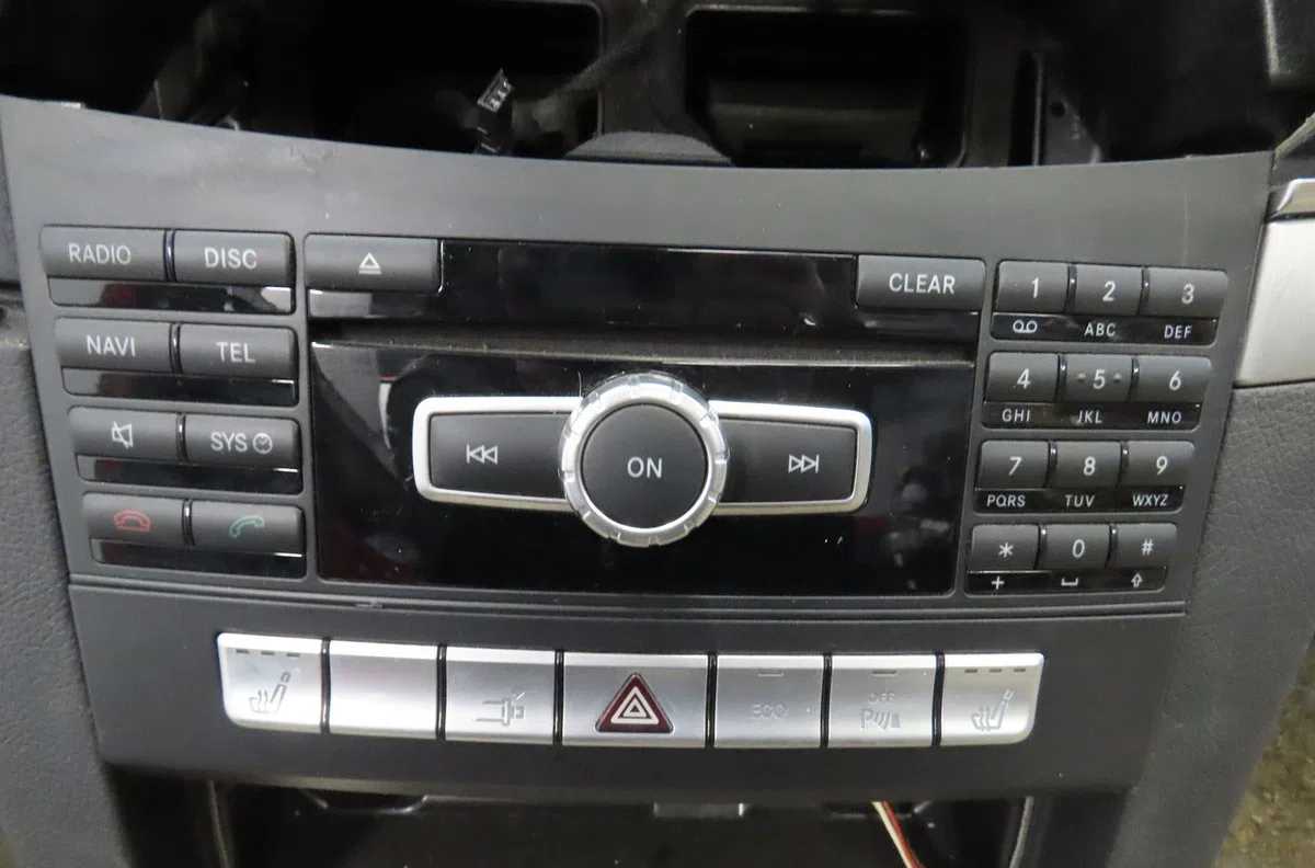 Planche de bord Mercedes-benz CLASSE E Coupé (C207) E 220 cdi - d (207.302, 207.301) (2010-2016) occasion