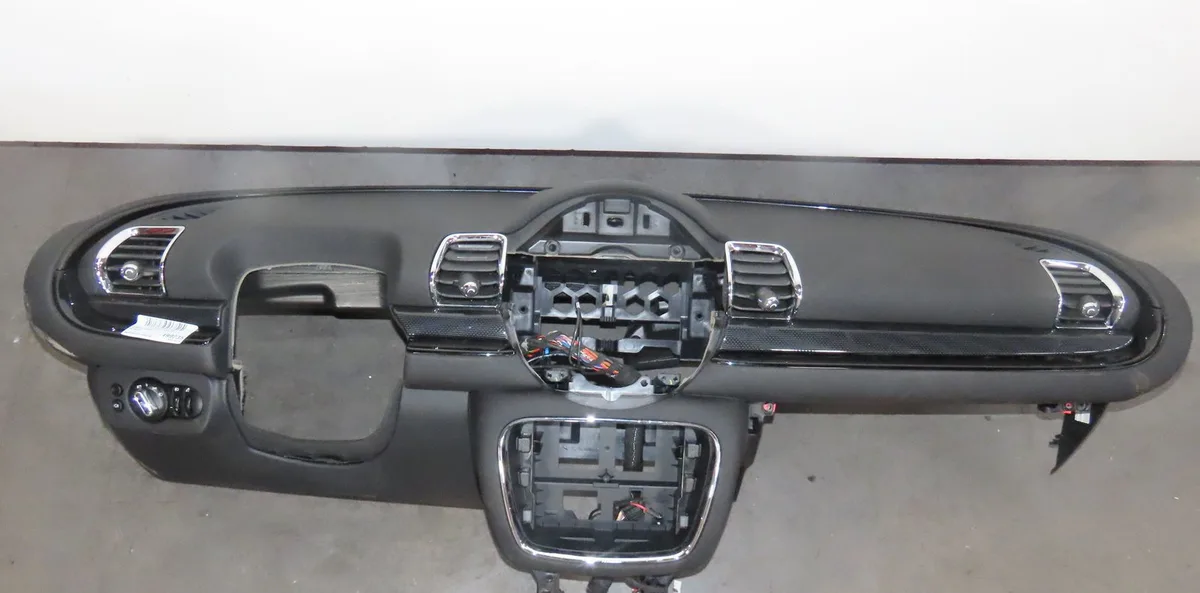 Planche de bord Mini MINI CLUBMAN (F54) Cooper (2014) occasion