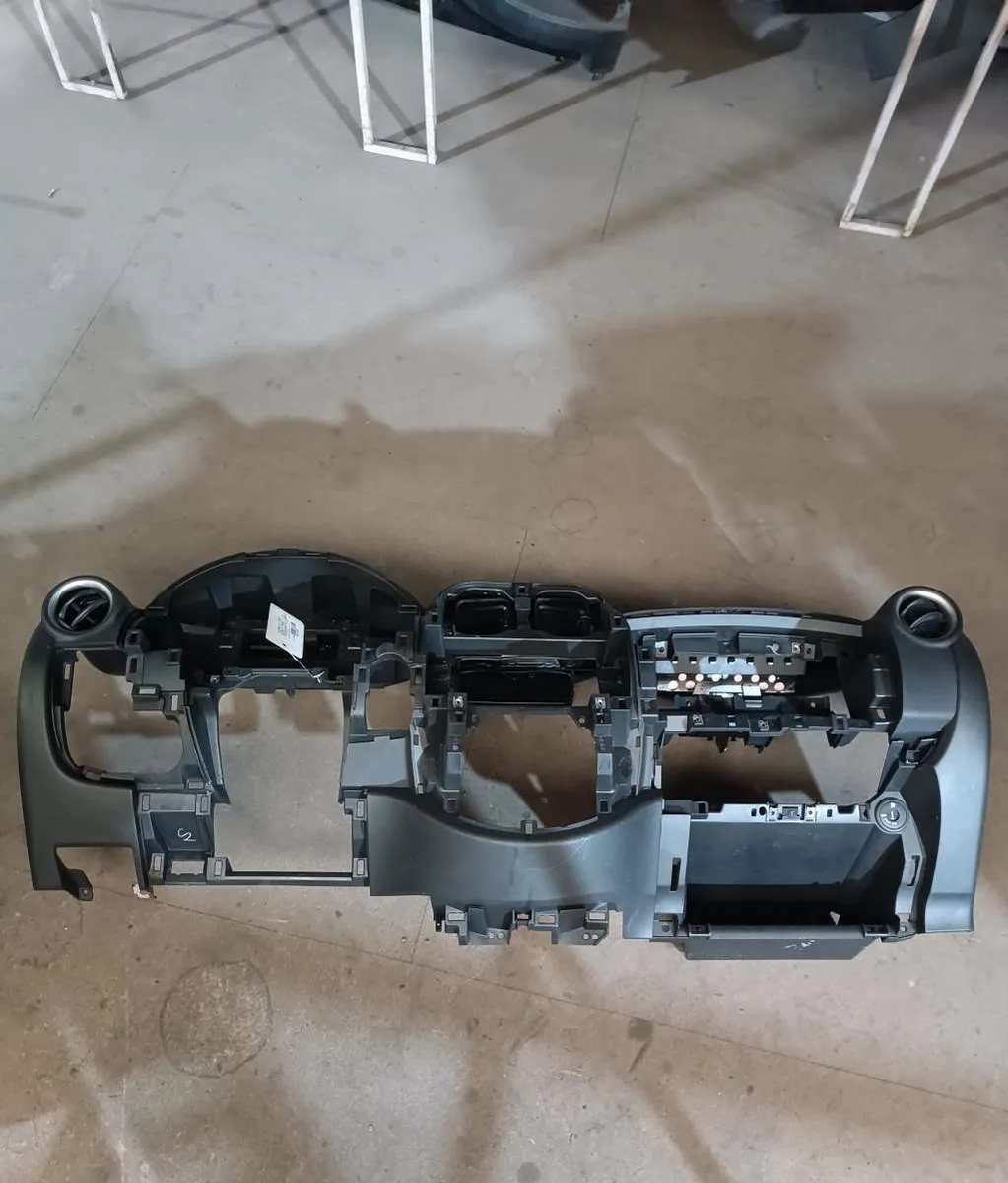 Planche de bord Nissan MICRA IV (K13K) 1.2 (2010-2015) occasion