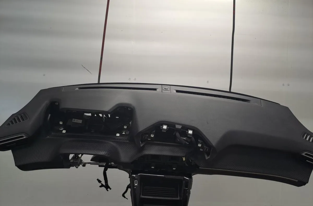 Planche de bord PEUGEOT 208 2 occasion