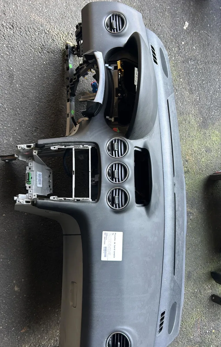 Planche de bord Peugeot 308 CC (4B_) 2.0 hdi (2009-2012) occasion