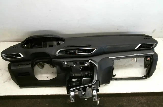Planche de bord PEUGEOT 5008 occasion