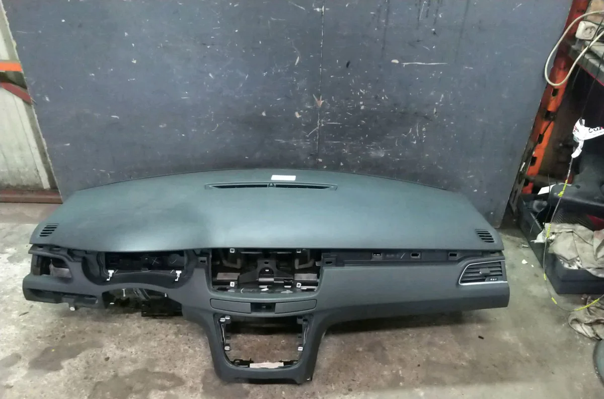 Planche de bord Peugeot 508 I (8D_) 1.6 bluehdi 120 (2014-2018) occasion
