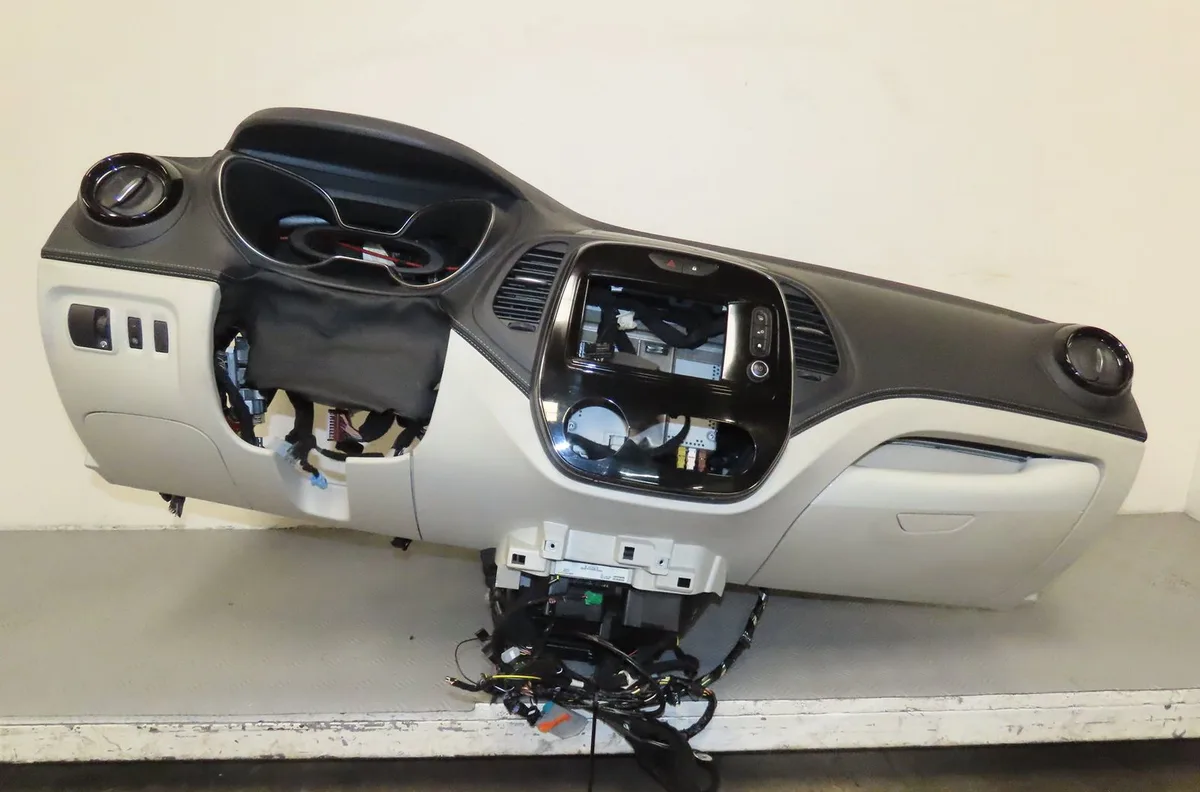 Planche de bord Renault CAPTUR I (J5_, H5_) 1.5 dci 110 (2015) 5 portes occasion