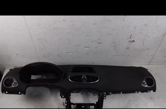 Planche de bord Renault CLIO III (BR0-1, CR0-1) 1.5 dci (br17, cr17) (2005-2012) 5 portes occasion