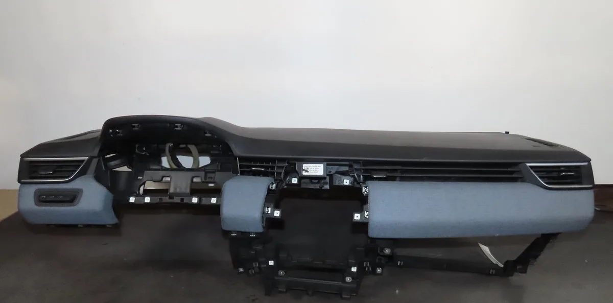 Planche de bord Renault CLIO V (B7_) 1.6 e-tech 145 (b7mu) (2022) occasion