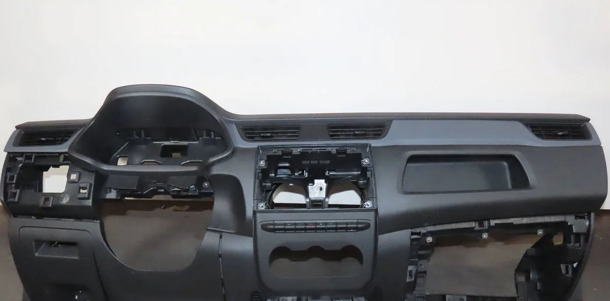 Planche de bord Renault EXPRESS Camionnette-Monospace 1.5 blue dci 95 (f6ab) (2021) occasion