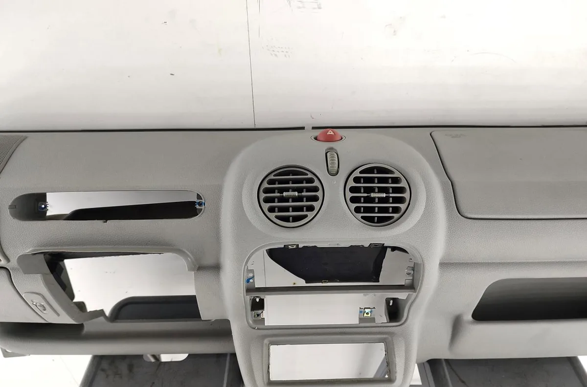 Planche de bord RENAULT TWINGO 1 PHASE 3 occasion
