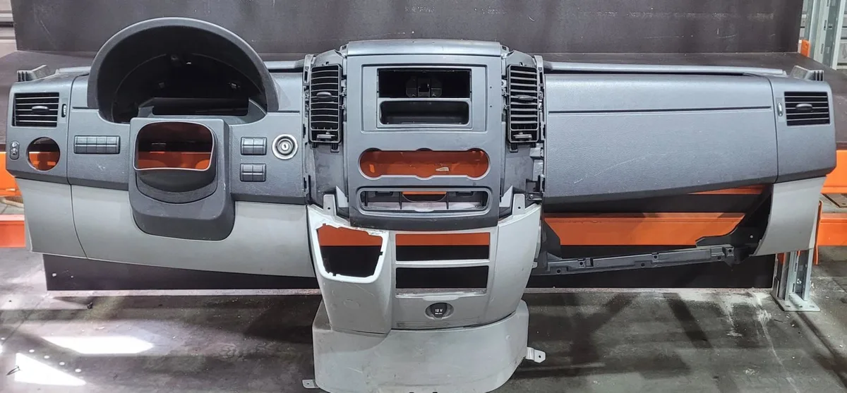 Planche de bord Volkswagen CRAFTER 30-50 Camionnette (2E_) 2.5 tdi (2006-2011) occasion