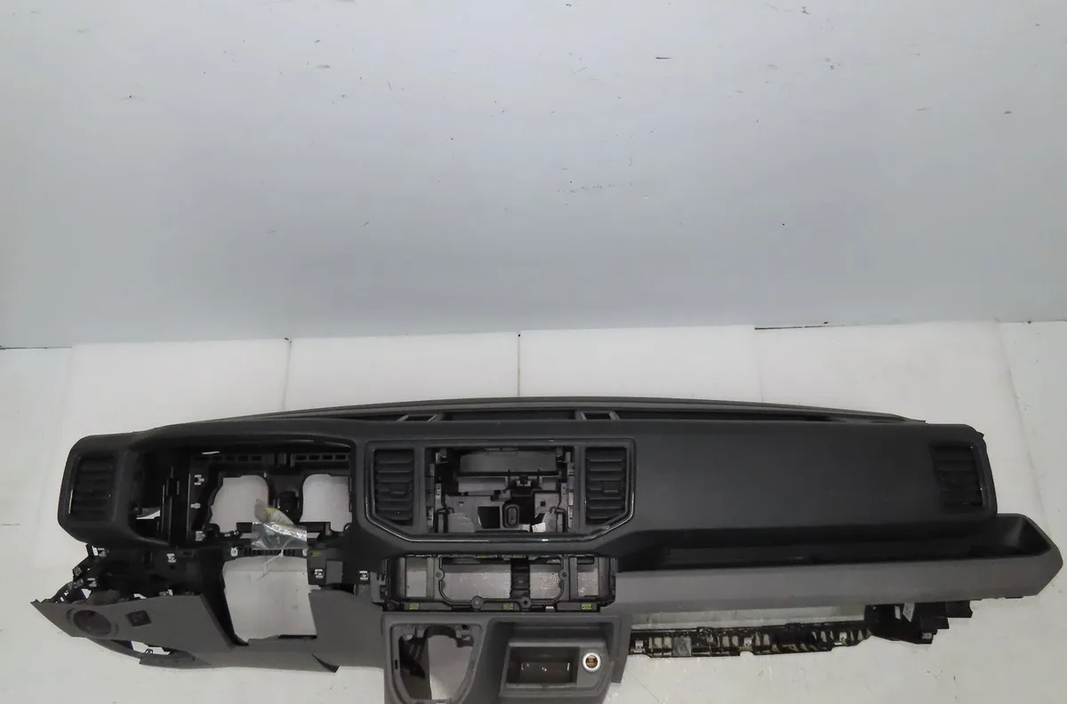 Planche de bord Volkswagen CRAFTER Camionnette (SY_, SX_) 2.0 tdi (2016) occasion