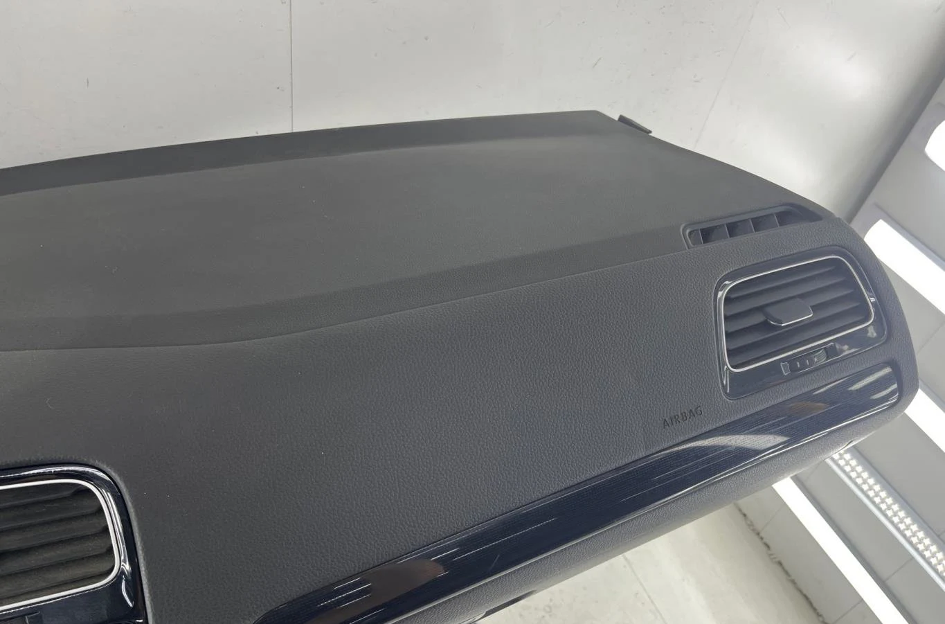 Planche de bord VOLKSWAGEN GOLF 7 PHASE 2 BREAK occasion