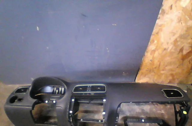 Planche de bord Volkswagen POLO V (6R1, 6C1) 1.2 (2009) occasion