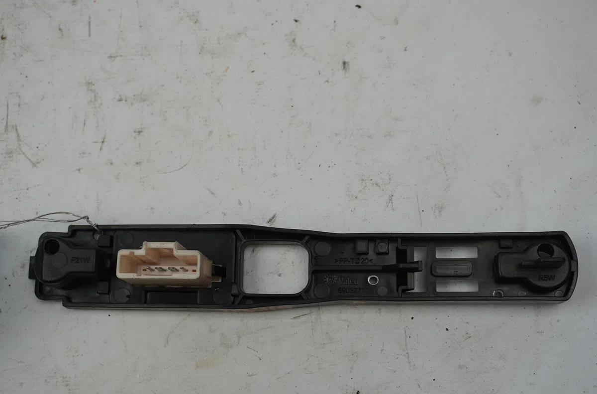 Platine feu ard Citroën C5 II (RC_) 2.0 hdi (rcrhrh) (2004-2008) 5 portes occasion