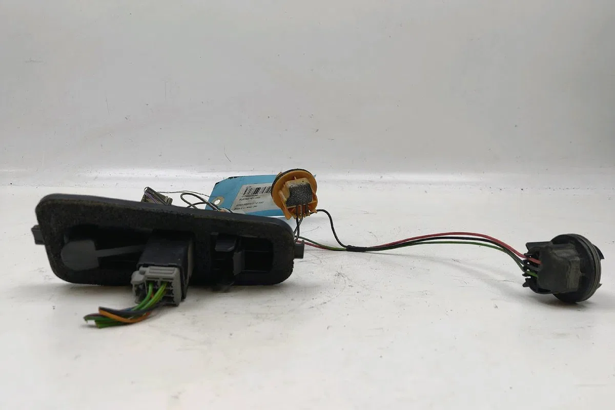 Platine feu ard Ford FIESTA V (JH_, JD_) 1.4 tdci (2001-2008) 5 portes occasion