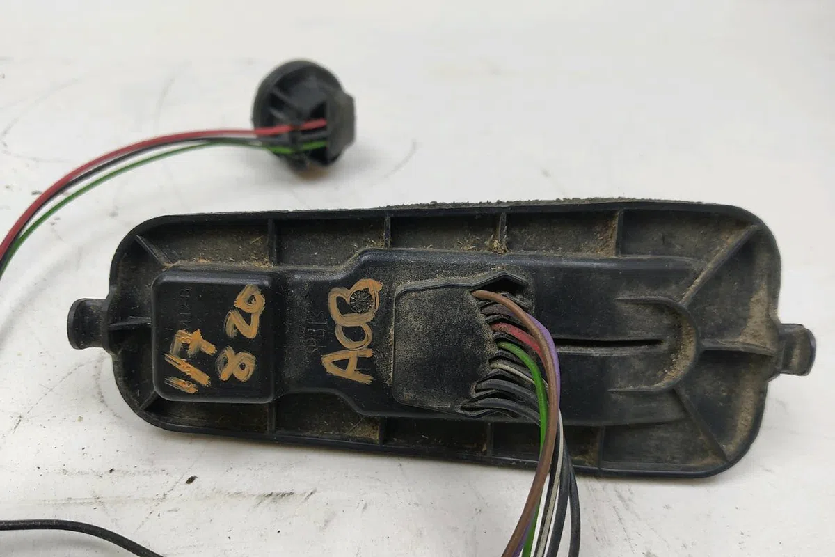 Platine feu ard Ford FIESTA V (JH_, JD_) 1.4 tdci (2001-2008) 5 portes occasion