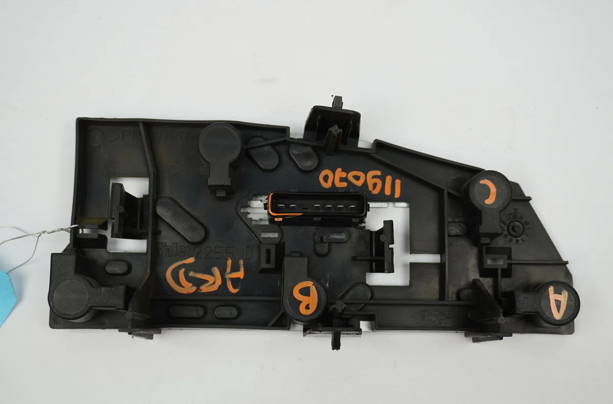 Platine feu ard Peugeot 406 (8B) 1.6 (1995-2004) occasion