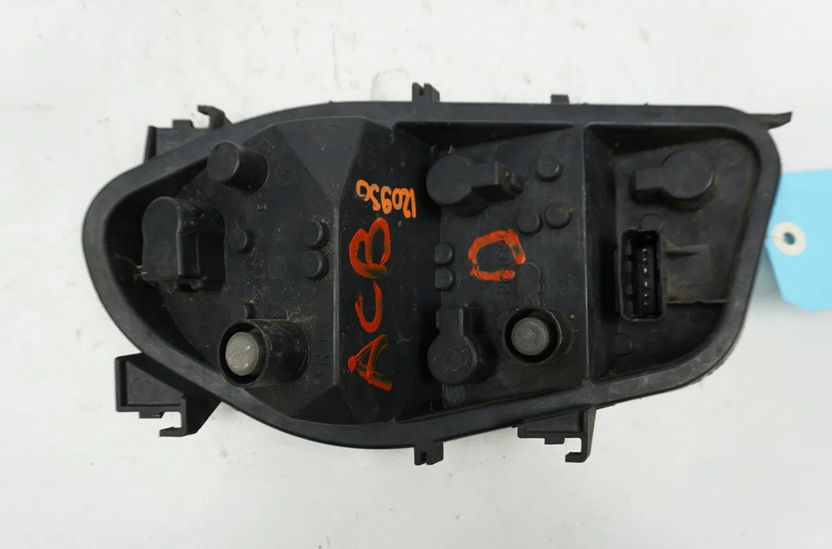 Platine feu ard Renault CLIO III (BR0-1, CR0-1) 1.5 dci (br17, cr17) (2005-2012) 5 portes occasion