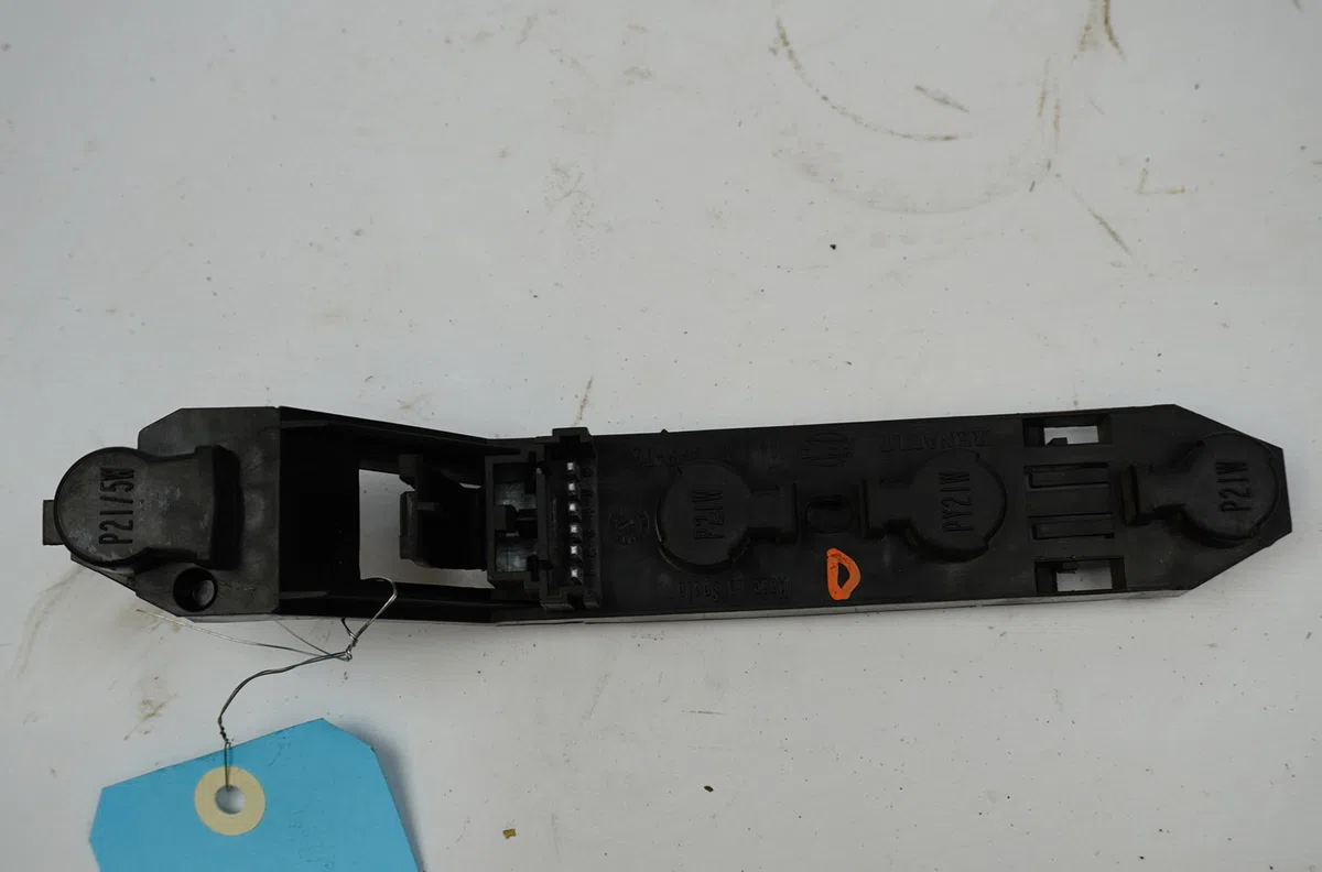Platine feu ard Renault MEGANE II Break (KM0-1_) 1.5 dci (km02, km13) (2004-2006) occasion