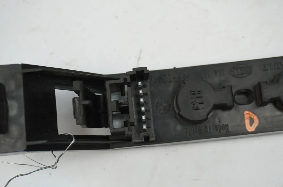 Platine feu ard Renault MEGANE II Break (KM0-1_) 1.5 dci (km02, km13) (2004-2006) occasion