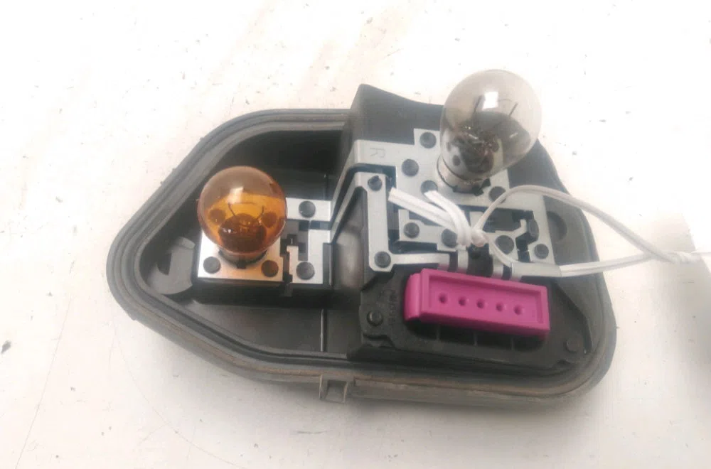 Platine feu ard Renault MEGANE III 3-5 portes (BZ0-1_, B3_) 1.5 dci (bz09, bz0d, bz1w, bz29, bz14) (2009) 5 portes occas