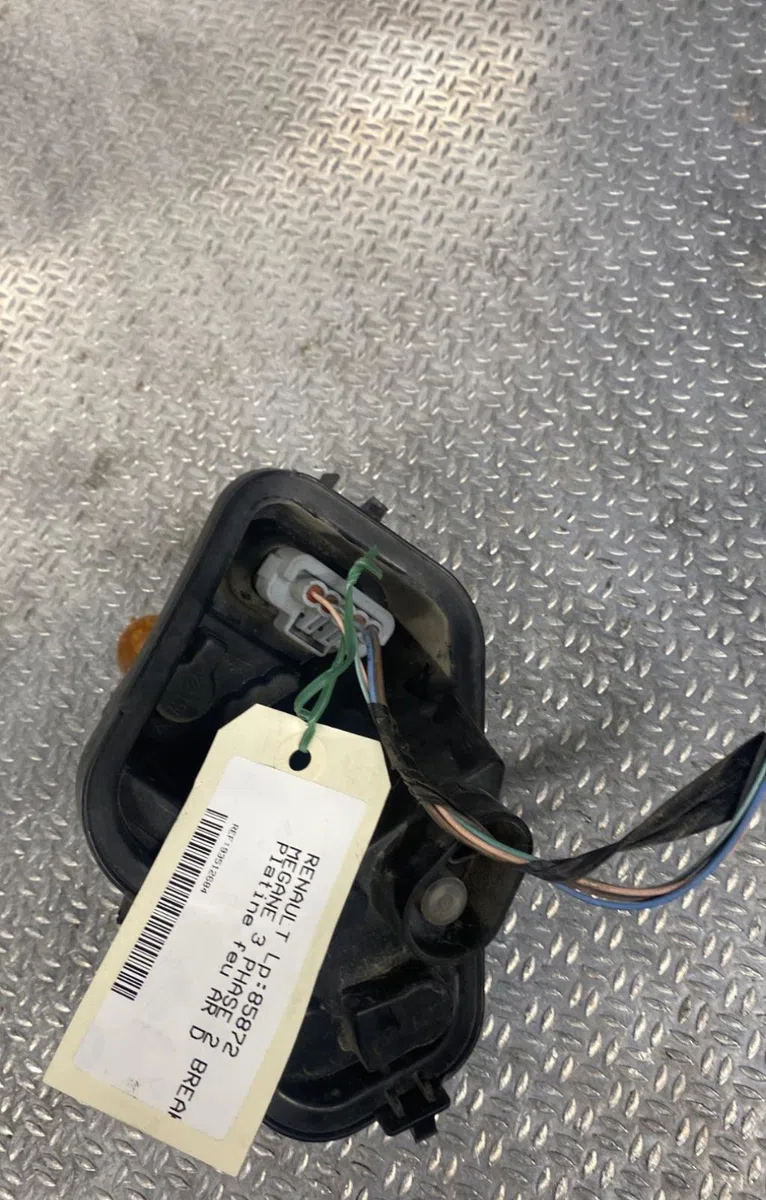 Platine feu ard Renault MEGANE III Grandtour (KZ0-1) 1.5 dci (kz09, kz0d, kz1g, kz29, kz14, kz1w, kz10, kz1f,... (2009) 