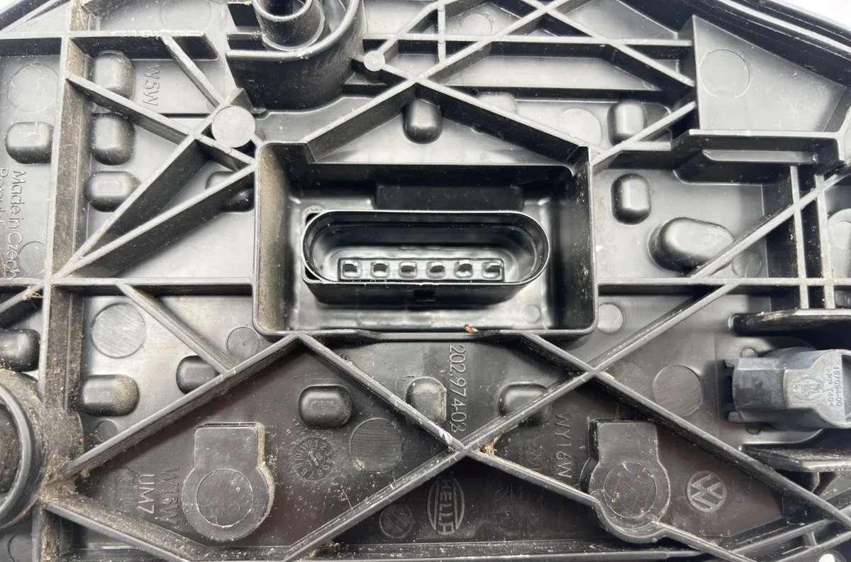 Platine feu ard VOLKSWAGEN TRANSPORTER 6 PHASE 1 occasion