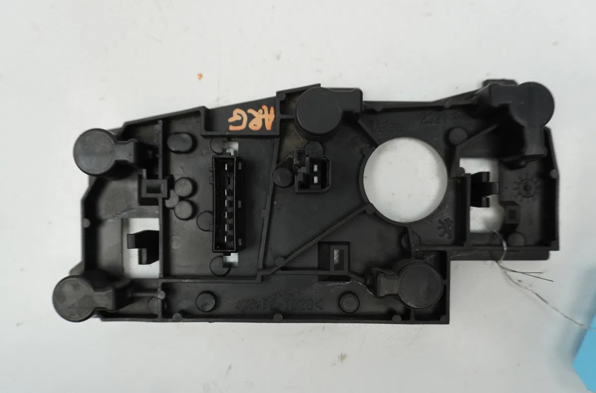 Platine feu arg Peugeot 306 3-5 portes (7A, 7C, N3, N5) 1.9 d (1994-2001) occasion