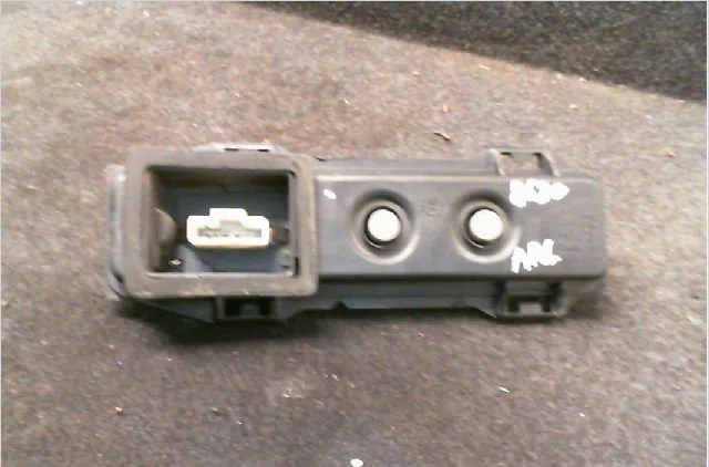 Platine feu arg Peugeot 307 Break (3E) 2.0 hdi 90 (2002-2008) occasion