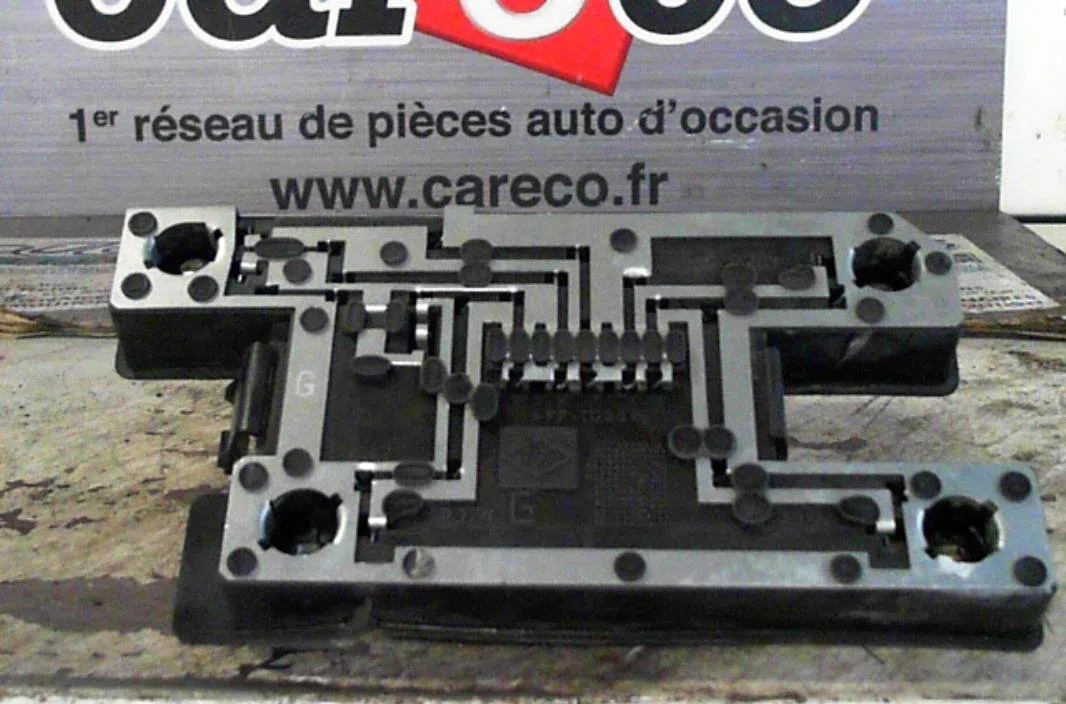 Platine feu arg Renault CLIO I (B-C57_, 5-357_) 1.9 d (1996-1998) occasion