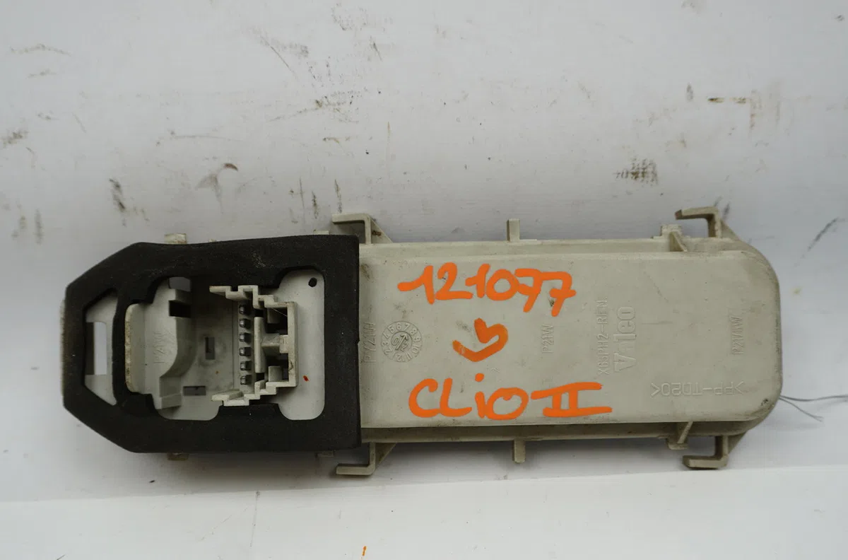 Platine feu arg Renault CLIO II (BB_, CB_) 1.5 dci (b-cb07) (2001-2009) 3 portes occasion