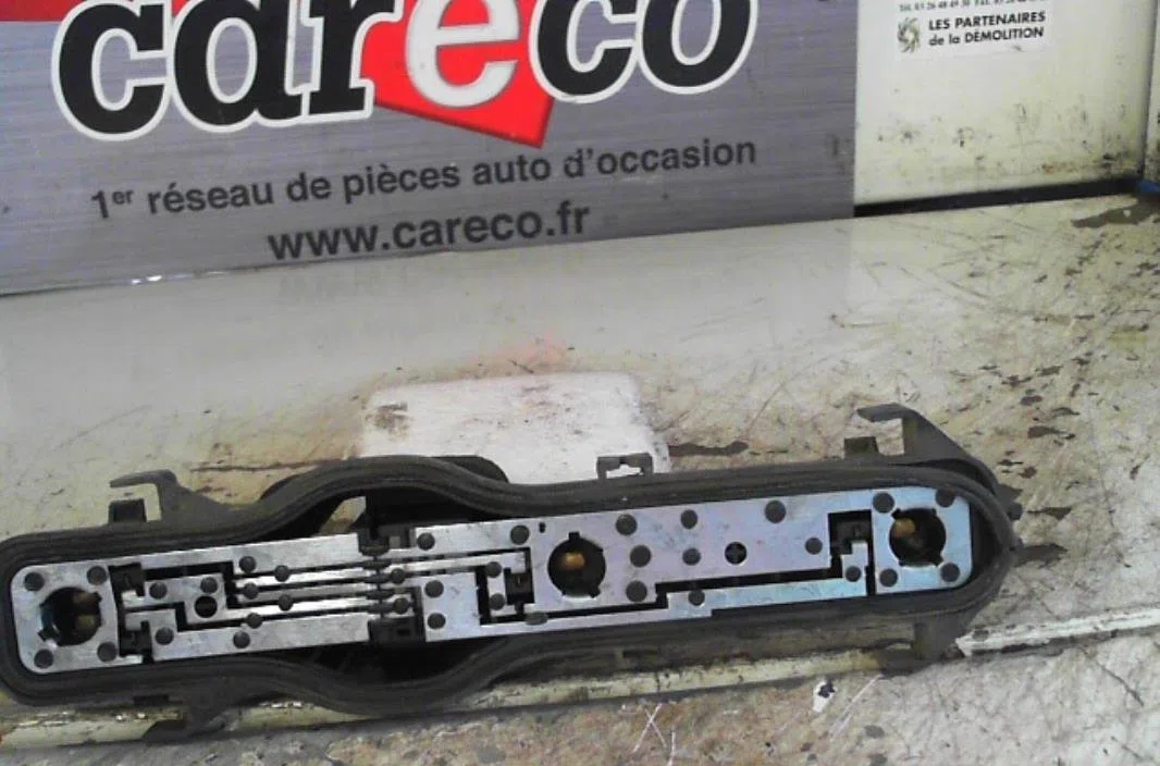 Platine feu arg Renault ESPACE IV (JK0-1_) 1.9 dci (jk0u) (2003-2005) 5 portes occasion