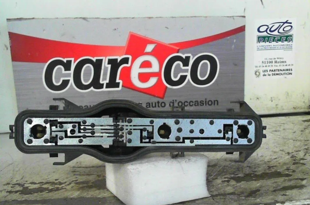Platine feu arg Renault ESPACE IV (JK0-1_) 1.9 dci (jk0u, jk0g) (2002) occasion