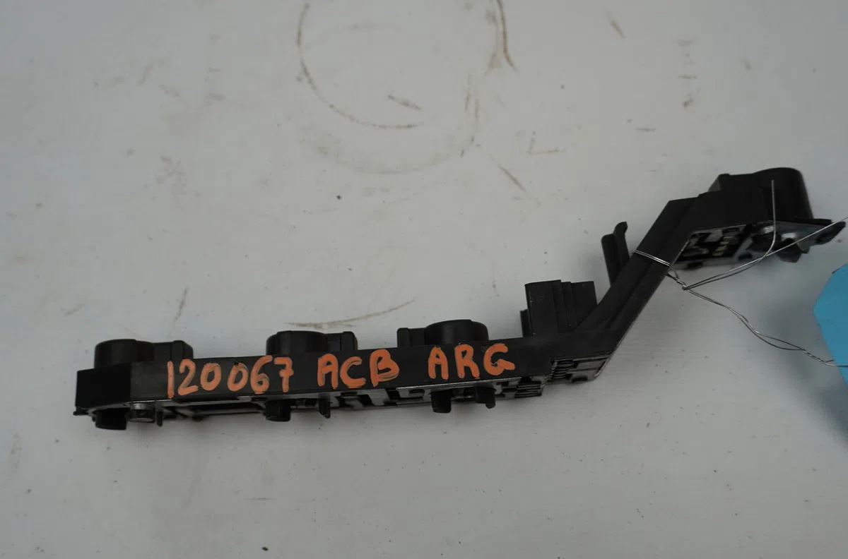 Platine feu arg Renault MEGANE II Break (KM0-1_) 1.5 dci (km02, km13) (2004-2006) occasion
