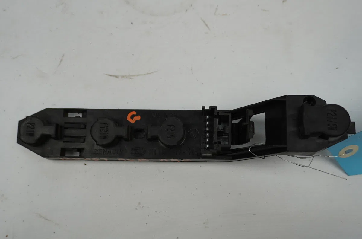 Platine feu arg Renault MEGANE II Break (KM0-1_) 1.5 dci (km02, km13) (2004-2006) occasion