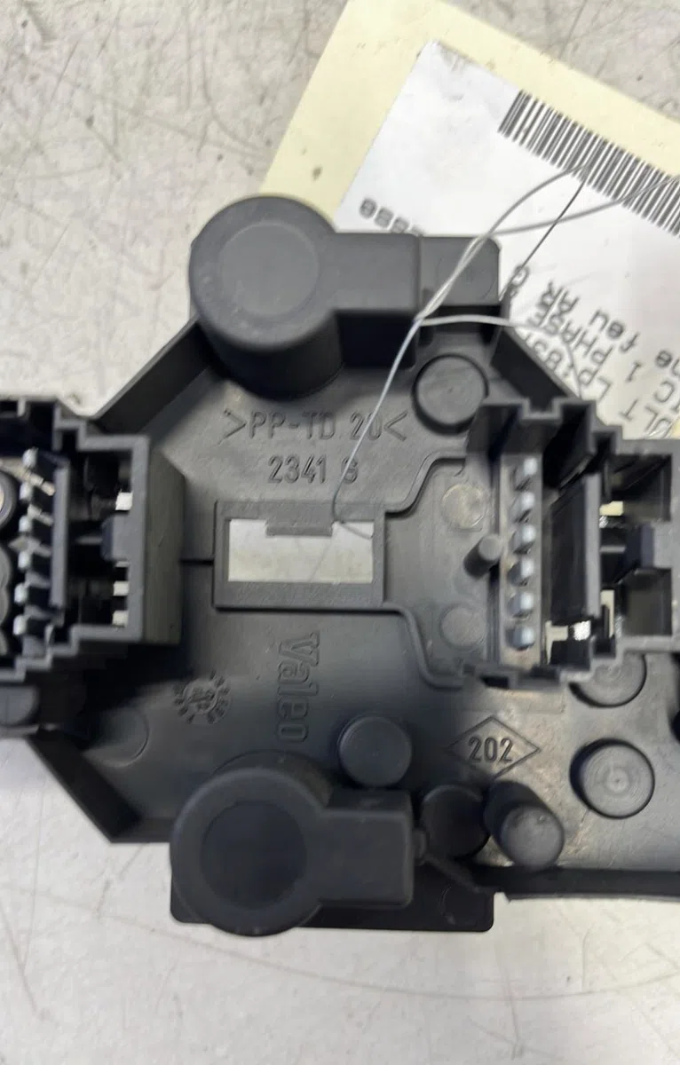 Platine feu arg Renault SCÉNIC I Monospace (JA0-1_, FA0_) 1.6 (ja00, ja16, ja15, ja19, ja1v, ja2b, ja2c, ja0b,... (1999-