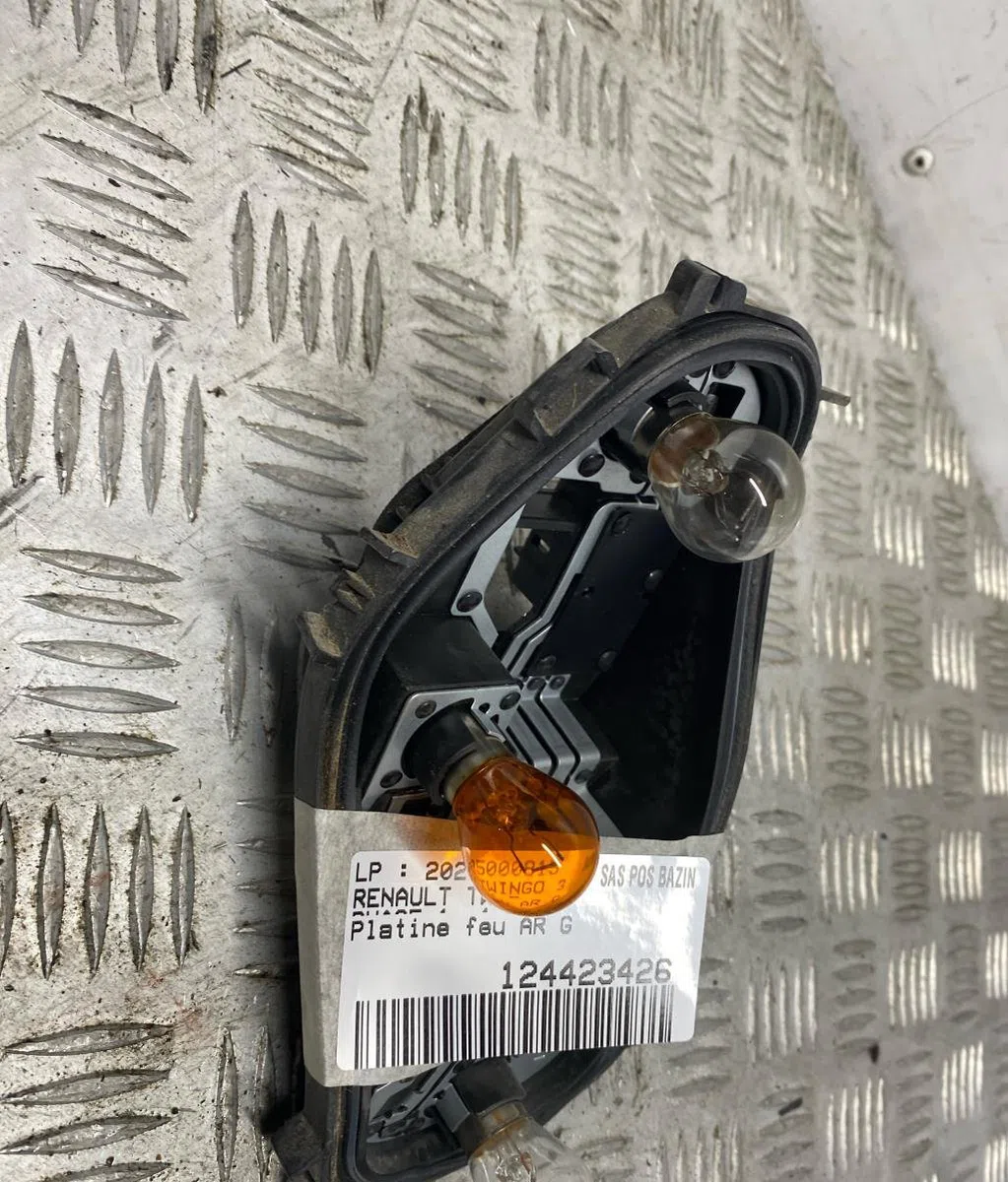 Platine feu arg RENAULT TWINGO 3 PHASE 1 occasion
