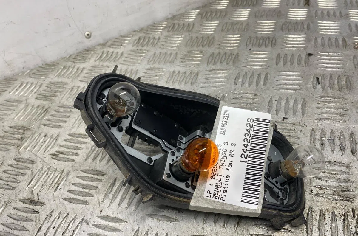 Platine feu arg RENAULT TWINGO 3 PHASE 1 occasion