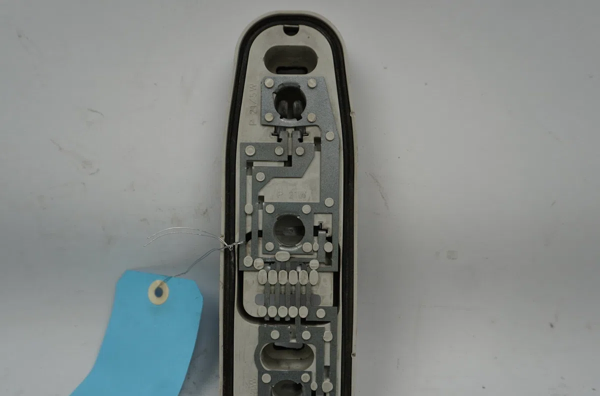 Platine feu arg Renault TWINGO I (C06_) 1.2 16v (c06c, c06d, c06k) (2001-2007) 3 portes occasion