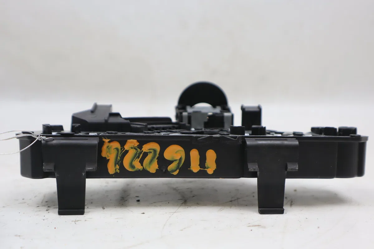Platine feu arg Volkswagen POLO III (6N1) 60 1.4 (1995-1999) occasion
