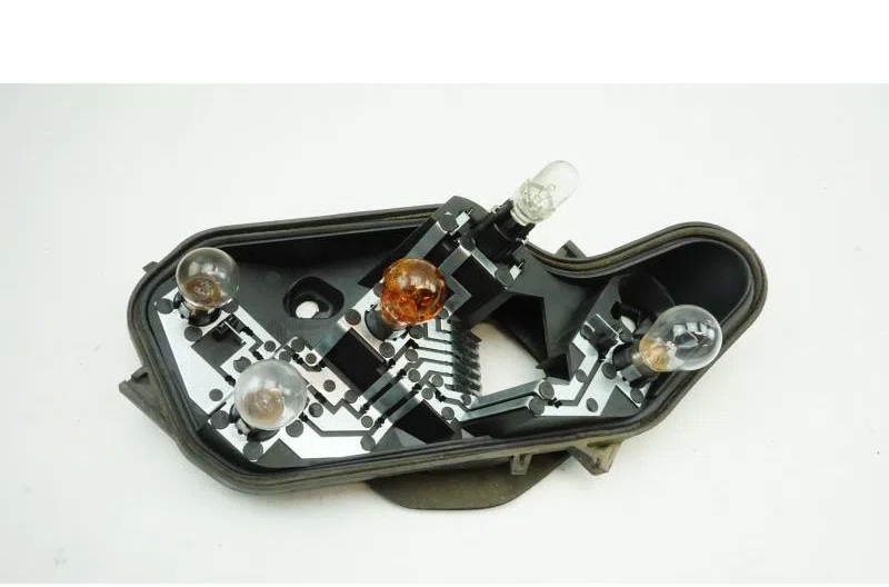 Platine feu arriere gauche pour OPEL CORSA D PHASE 1