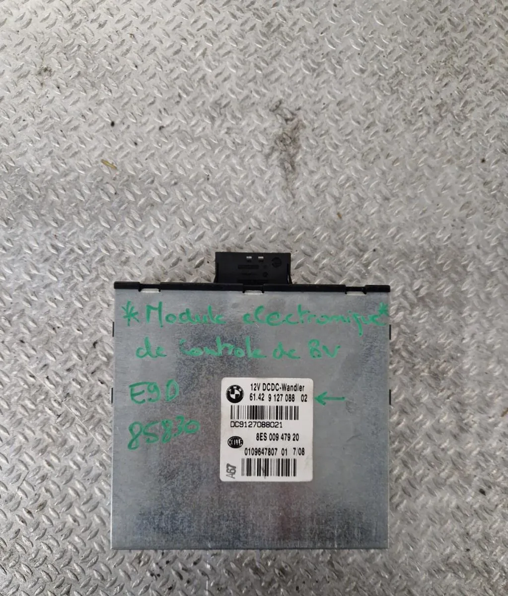 Platine fusible av BMW SERIE 3 E90 SERIE 3 E90 PHASE 1 occasion