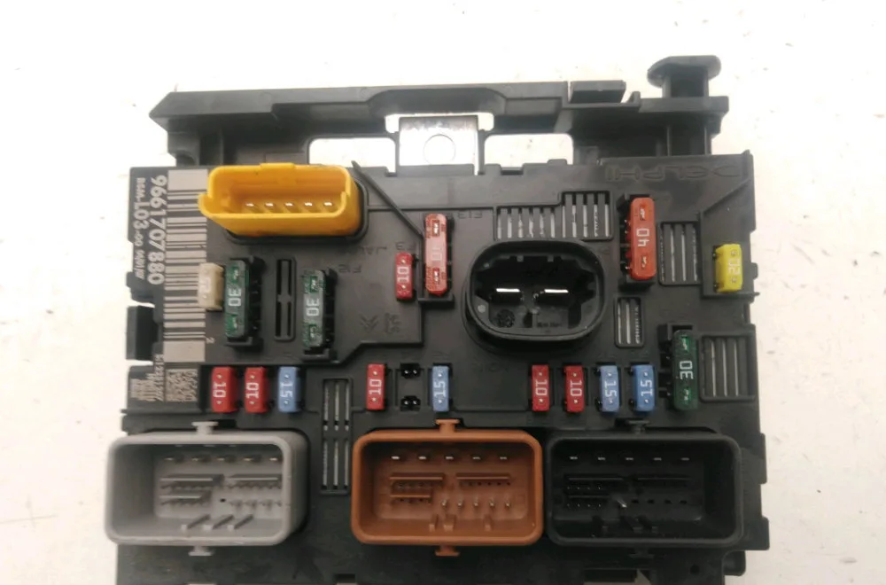 Platine fusible av CITROEN C3 1.4 HDI - 70 occasion