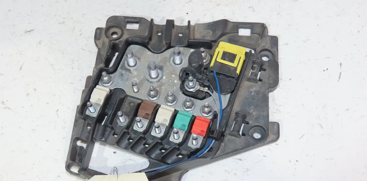 Platine fusible av Citroën C3 II (SC_) 1.6 hdi (2009-2016) 5 portes occasion