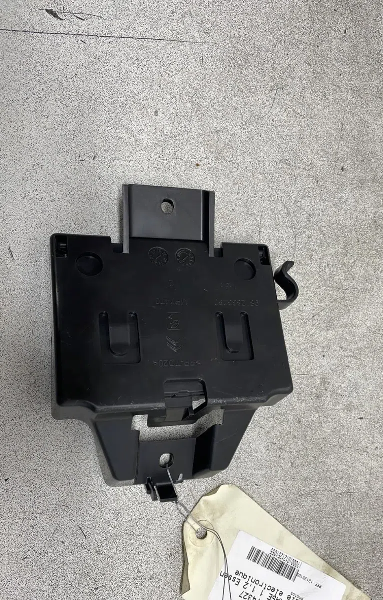 Platine fusible av Citroen C3 III (SX) 1.2 thp 110 (2016) occasion