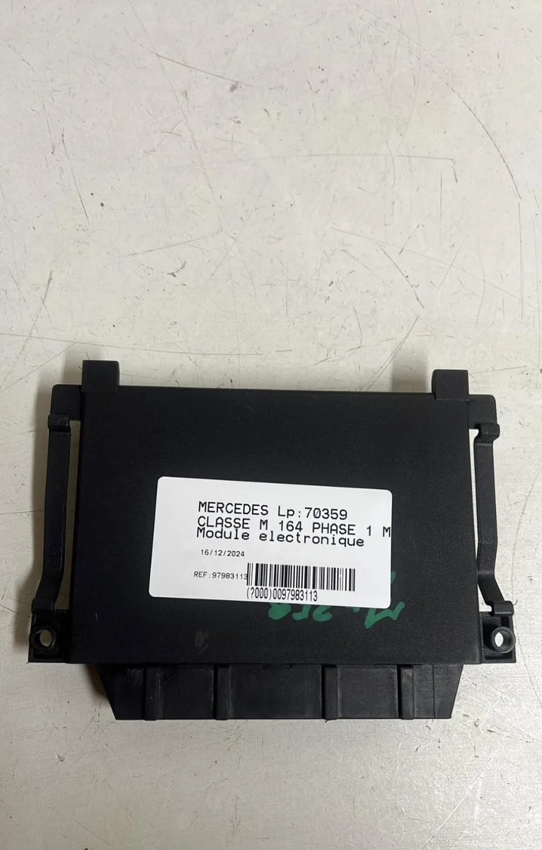Platine fusible av Mercedes-benz CLASSE M (W164) Ml 320 cdi 4-matic (164.122) (2005-2009) occasion