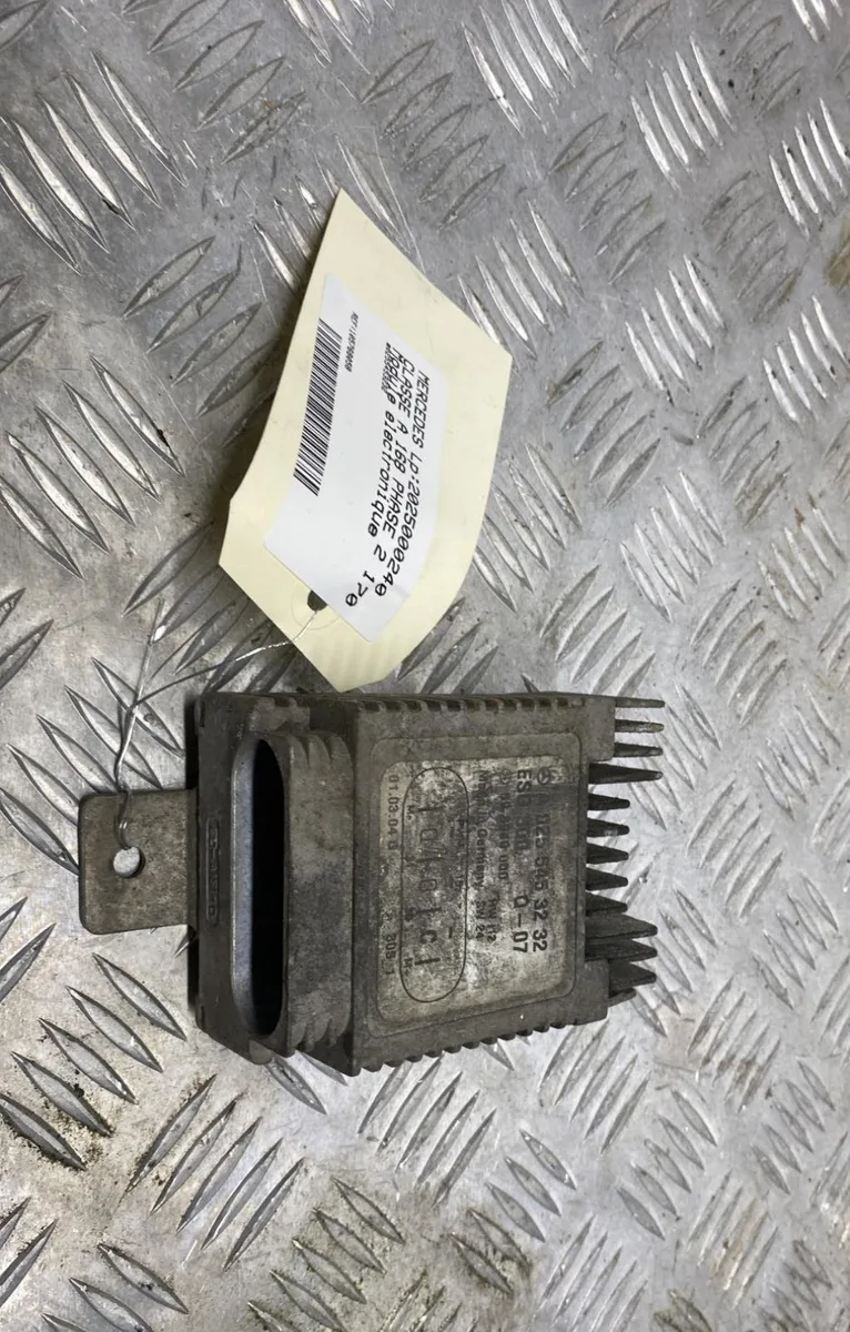 Platine fusible av MERCEDES CLASSE A 168 PHASE 2 occasion